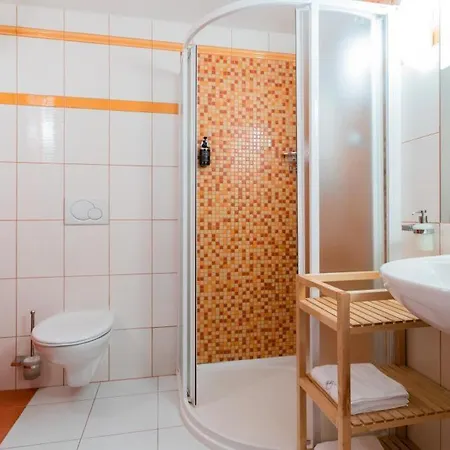 Slunecnice & Panorama Restaurant Farma Špindlerŭv Mlýn