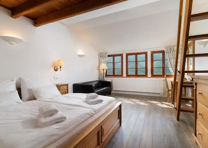 بيت ضيافة Slunecnice & Panorama Restaurant Farma Špindlerŭv Mlýn