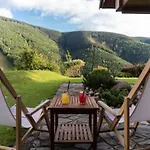 Gasthof Slunecnice & Panorama Restaurant Farma