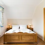 Gasthof Slunecnice & Panorama Restaurant Farma 3*