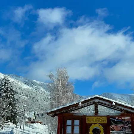 Maison d'hôtes Slunečnice&panorama Restaurant Farma Špindlerŭv Mlýn
