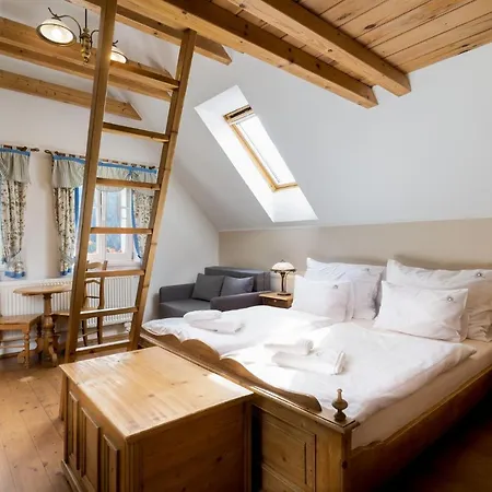 Guest house Pension Slunecnice & Panorama Restaurant Farma Spindleruv Mlyn