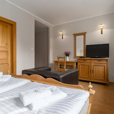 Guest house Pension Slunecnice & Panorama Restaurant Farma