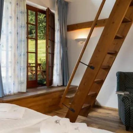 Slunecnice & Panorama Restaurace Farma 3* Špindlerŭv Mlýn