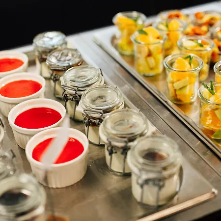 Pensionat Slunecnice & Panorama Restaurant Farma 3*