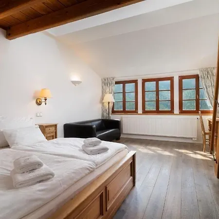 Pensionat Slunecnice & Panorama Restaurant Farma Špindlerŭv Mlýn