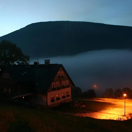 Slunecnice & Panorama Restaurace Farma 3* Špindlerŭv Mlýn