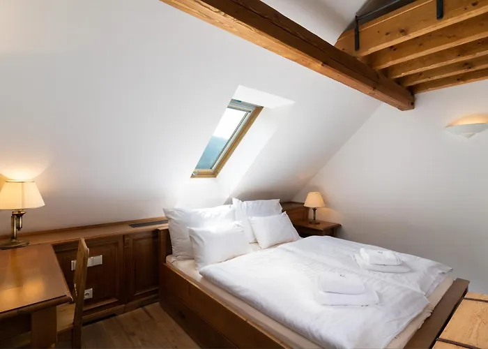 Гостьовий будинок Slunecnice & Panorama Restaurant Farma Шпіндлерув-Млин