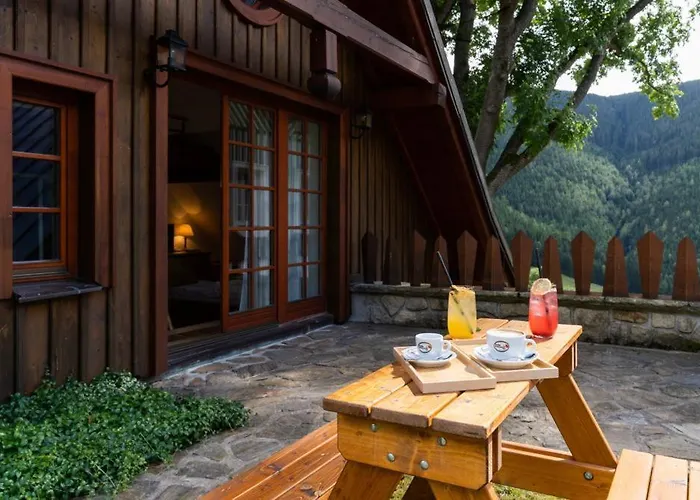 Гостьовий будинок Slunecnice & Panorama Restaurant Farma