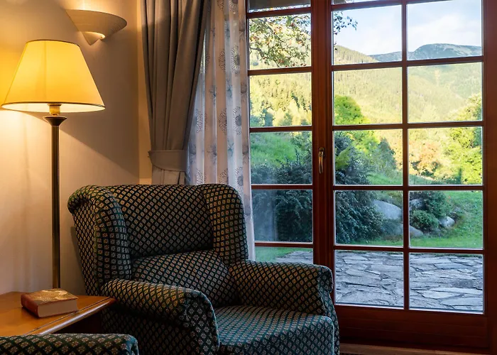 Slunecnice & Panorama Restaurant Farma 招待所 Špindlerŭv Mlýn